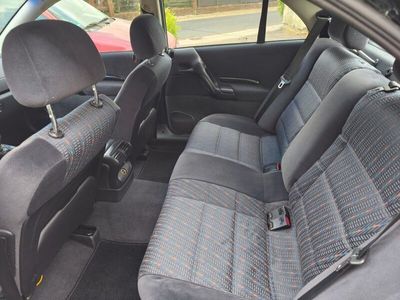 Opel Omega
