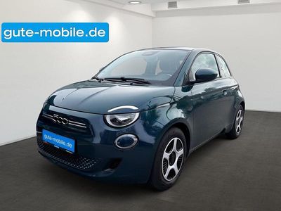 Gebraucht Fiat 500e Action 69 kW (95 PS) 2023 Grün colore esterno (ozean grün) (metallic) Kleinwagen