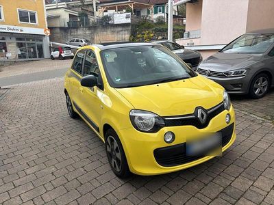 Używany Renault Twingo 71 KM (52 kW) 2015 Żółty Hatchback