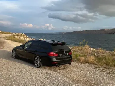 Gebraucht BMW 328 Sport Line 245 PS (180 kW) 2013 Schwarz Kombi
