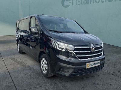 Gebraucht Renault Trafic Life 150 PS (110 kW) 2023 Schwarz Van / Kleinbus