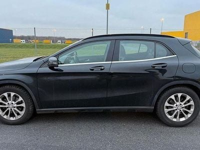 Mercedes GLA200