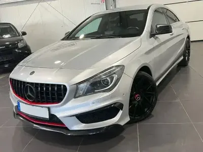 Gebraucht Mercedes CLA200 156 PS (114 kW) 2013 Silber Limousine