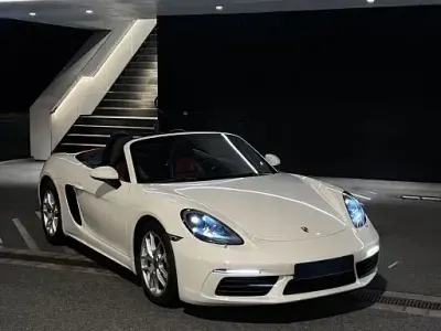 Usata Porsche 718 Boxster 299 CV (219 kW) 2017 Bianco Cabrio