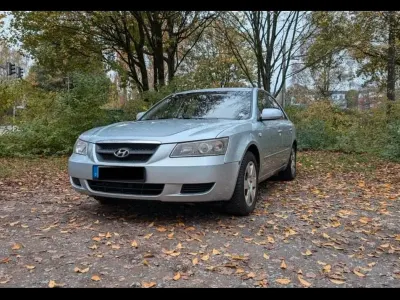 Gebraucht Hyundai Sonata 140 PS (102 kW) 2008 Grau Limousine