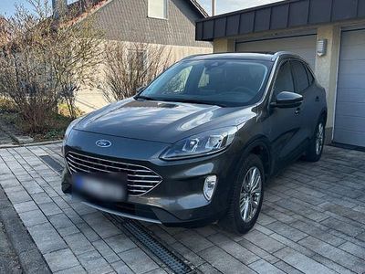 Grau Gebraucht 2022 Ford Kuga Titanium SUV | 22.999 € (Fairer Preis)
