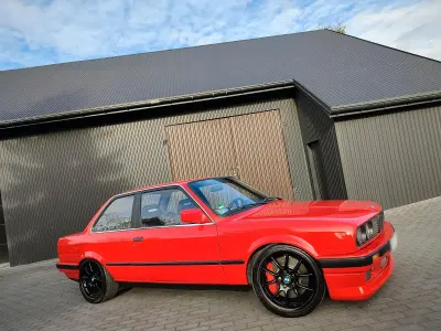 Gebraucht BMW 420 420 PS (308 kW) 1990 Rot Coupé