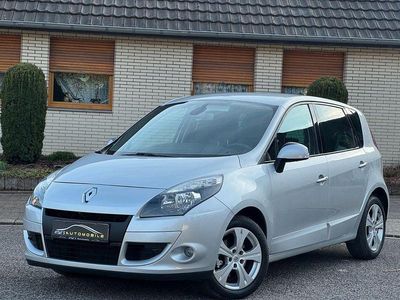 Silber Gebraucht 2010 Renault Scénic III Dynamique Van / Kleinbus | 4.999 € (Fairer Preis)