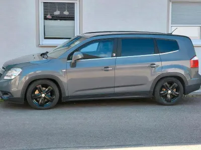 Gebraucht Chevrolet Orlando LT 163 PS (119 kW) 2012 Grau Van / Kleinbus