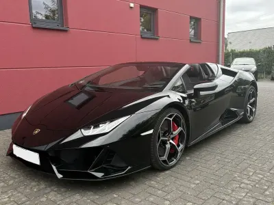 Gebraucht Lamborghini Huracán 640 PS (470 kW) 2022 Nerohelene** Cabrio