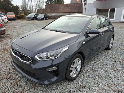 Schwarz Gebraucht 2021 Kia Ceed Vision Kleinwagen | 16.500 € (Fairer Preis)