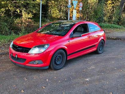 Opel Astra GTC