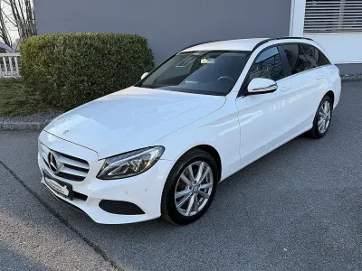 Gebraucht Mercedes C180 Avantgarde 116 PS (85 kW) 2015 Weiß Limousine