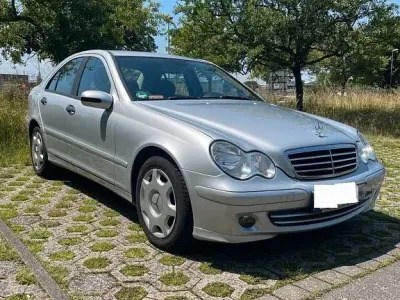 Gebraucht Mercedes C180 Classic 143 PS (105 kW) 2006 Silber Limousine