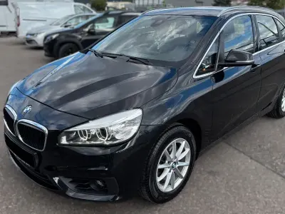 Gebraucht BMW 220 Active Tourer Basis 192 PS (141 kW) 2016 Schwarz Van / Kleinbus