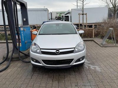 Silber Gebraucht 2008 Opel Astra GTC Coupé | 1.800 € (Fairer Preis)