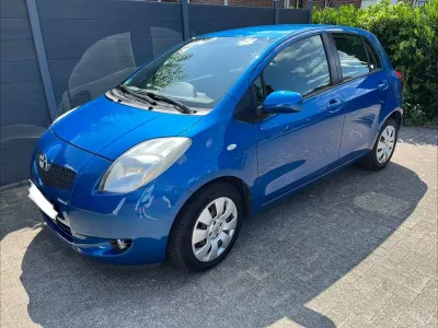 Gebraucht Toyota Yaris Executive 87 PS (63 kW) 2006 Blau Limousine
