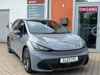 Gebraucht Cupra Born 150 kW (204 PS) 2024 Grau Kleinwagen