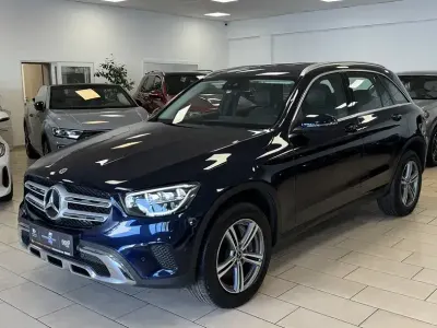Gebraucht Mercedes GLC300e 320 PS (235 kW) 2022 Blau SUV