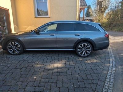 Gebraucht Mercedes E220 All-Terrain 194 PS (142 kW) 2018 Grau Kombi