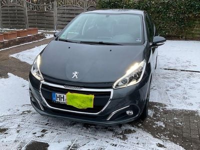 Gebraucht 2016 Peugeot 208 Active Kleinwagen | 6.950 € (Guter Preis)