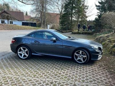 Gebraucht Mercedes SLK200 AMG 184 PS (135 kW) 2015 Grau Cabrio