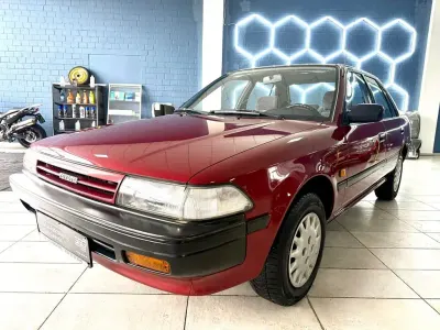 Gebraucht Toyota Carina XLi 98 PS (72 kW) 1991 Rot Kleinwagen