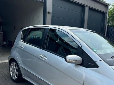 Mercedes A200