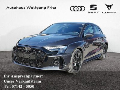 Neu Audi RS3 Sport 400 PS (294 kW) 2026 Grau Limousine