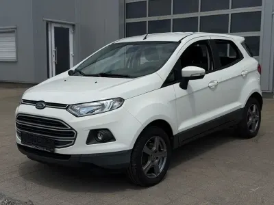 Usado Ford Ecosport Trend 125 CV (91 kW) 2016 Blanco SUV