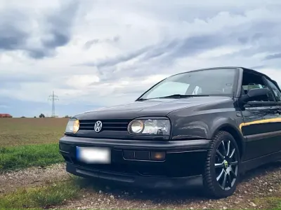 Gebraucht VW Golf Cabriolet 101 PS (74 kW) 1998 Schwarz Cabrio
