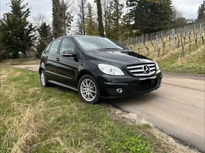 Gebraucht Mercedes B150 95 PS (69 kW) 2008 Schwarz Van / Kleinbus