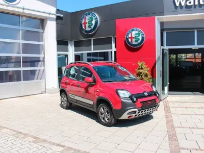 Gebraucht Fiat Panda Cross Cross 90 PS (66 kW) 2015 Rot Kleinwagen