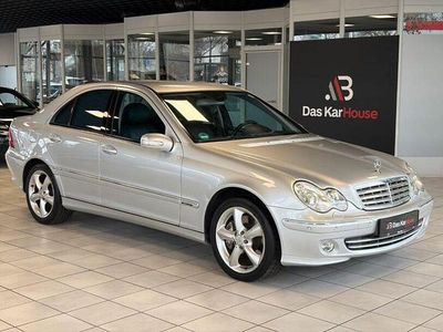 Usata Mercedes C320 Sport Edition 224 CV (164 kW) 2006 Argento Berlina