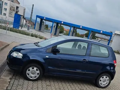 Gebraucht VW Fox 60 PS (44 kW) 2009 Blau Kleinwagen