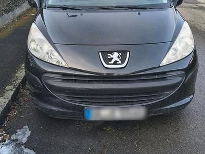 Gebraucht Peugeot 207 73 PS (53 kW) 2008 Schwarz Kleinwagen