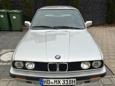 Gebraucht BMW 318 M Sport 1989 Grau Coupé