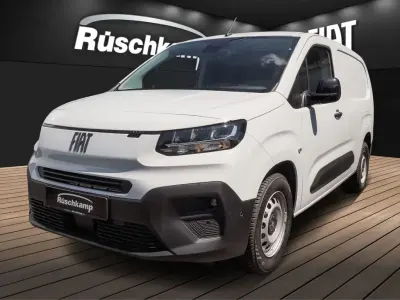Neu Fiat Doblò 131 PS (96 kW) 2026 Weiß Van / Kleinbus