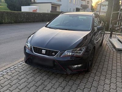 Second-hand Seat Leon ST FR 150 CP (110 kW) 2015 Negru Break