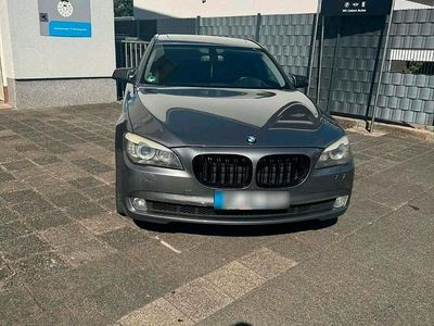Usata BMW 740 329 CV (241 kW) 2008 Argento Berlina