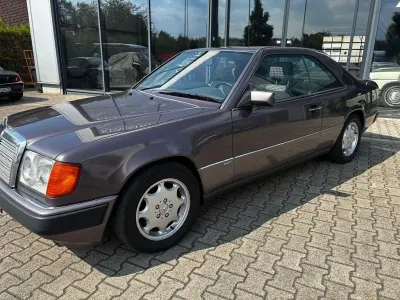 Gebraucht Mercedes 230 132 PS (97 kW) 1992 Andere farben Coupé
