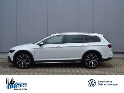 Gebraucht VW Passat Alltrack 200 PS (147 kW) 2021 Weiß Kombi