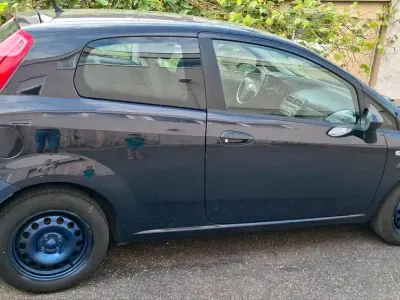 Gebraucht Fiat Punto 77 PS (56 kW) 2008 Blau Kleinwagen