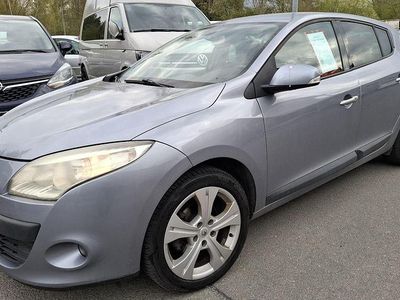 Second-hand Renault Mégane Dynamique 101 CP (74 kW) 2009 Argintiu Berlinǎ