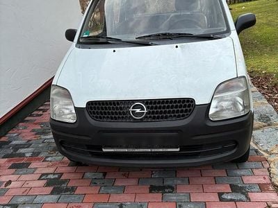 Gebraucht Opel Agila 58 PS (42 kW) 2002 Weiß Van / Kleinbus