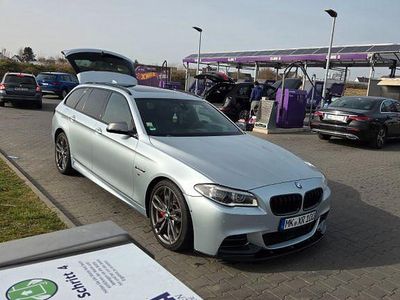 Gebraucht BMW M550 Performance 381 PS (280 kW) 2014 Silber Limousine