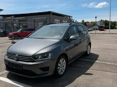 Gebraucht VW Golf Sportsvan 125 PS (91 kW) 2017 Grau Van / Kleinbus