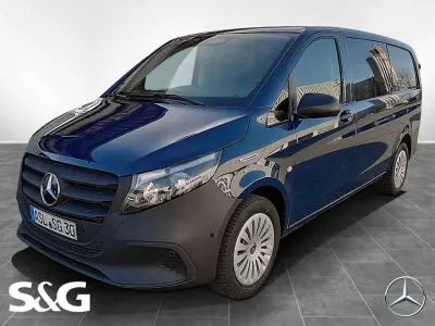 Gebraucht Mercedes Vito 163 PS (119 kW) 2025 Stahlblau Van