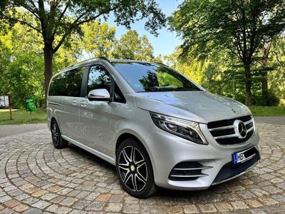 Mercedes V220