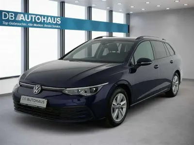 Usata VW Golf VIII Life 150 CV (110 kW) 2024 Blu Station wagon